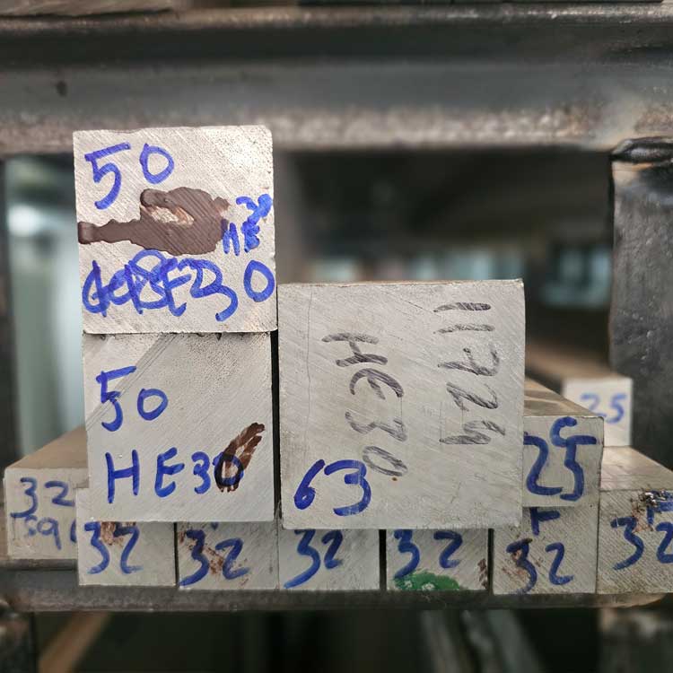 Aluminium Square Bars Suppliers